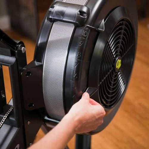 reglage-resistance-concept2 bon geste rameur - tirage poignee